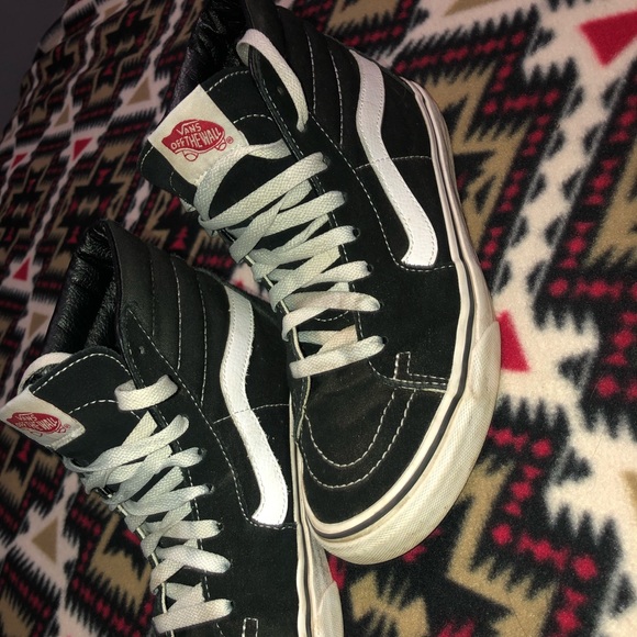 Vans Skateboard Shoe - Picture 2 of 3